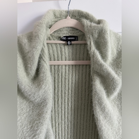 Carli Bybel x Missguided 2 Piece Set - Picture 4 of 6